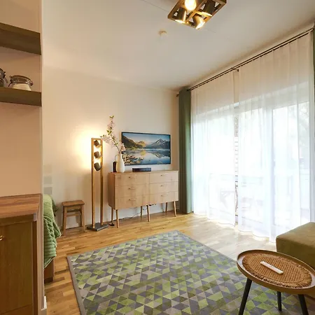 Апартаменты Kristalli 8-2 *