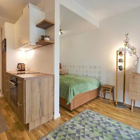 Апартаменты Kristalli 8-2